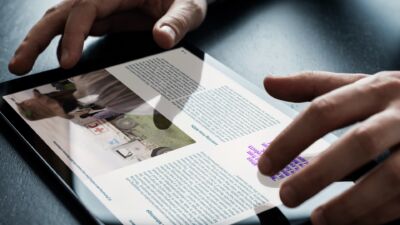 De website wordt bekeken op een tablet.